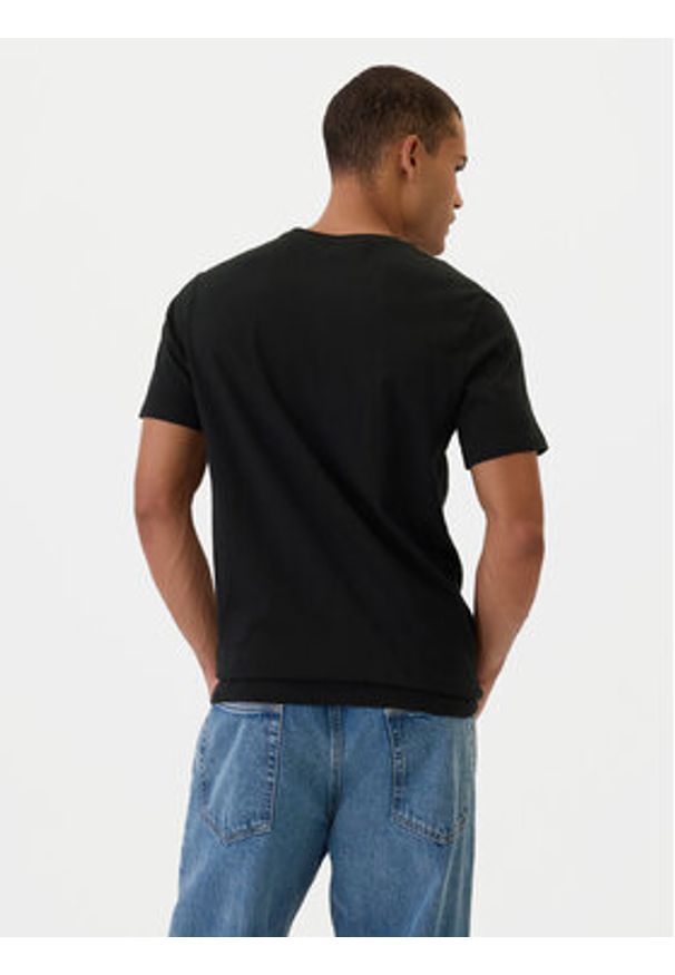 GAP - Gap T-Shirt 502022-02 Czarny Regular Fit. Kolor: czarny. Materiał: bawełna