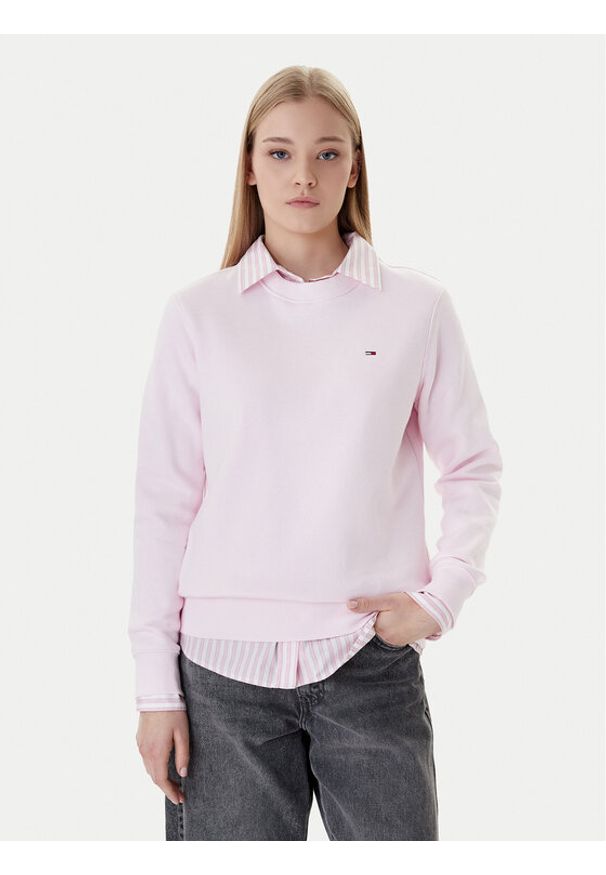 Tommy Jeans Bluza Flag DW0DW19959 Różowy Regular Fit. Kolor: różowy. Materiał: bawełna