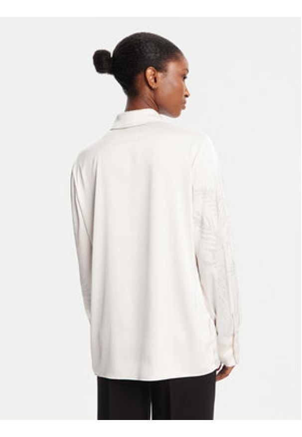 Guess Koszula W5YH40 WFQC2 Écru Regular Fit. Materiał: syntetyk