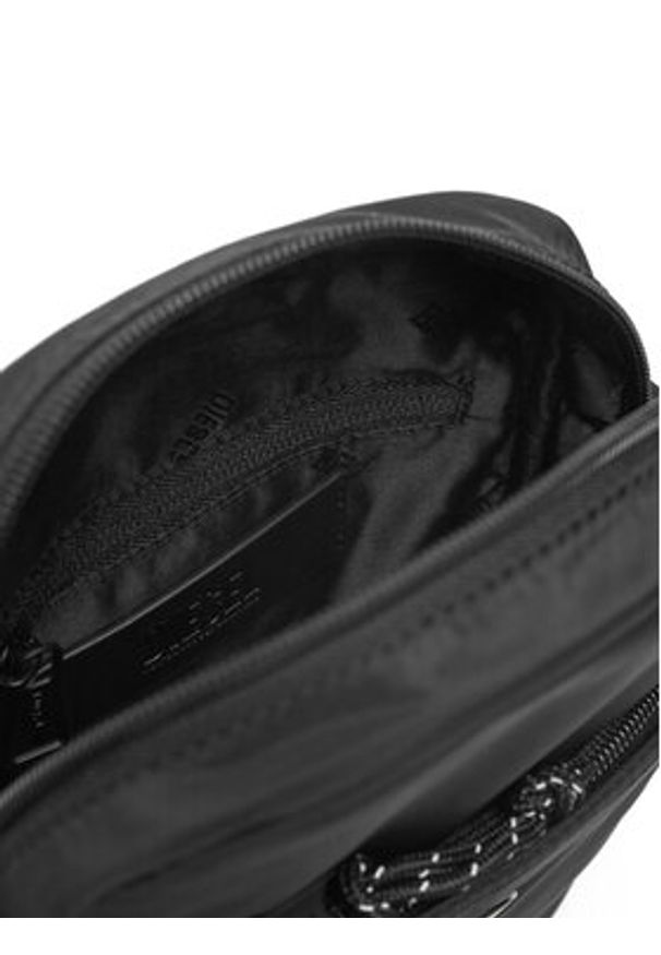 Diesel Saszetka nerka X10310 P8166 Czarny. Kolor: czarny. Materiał: materiał