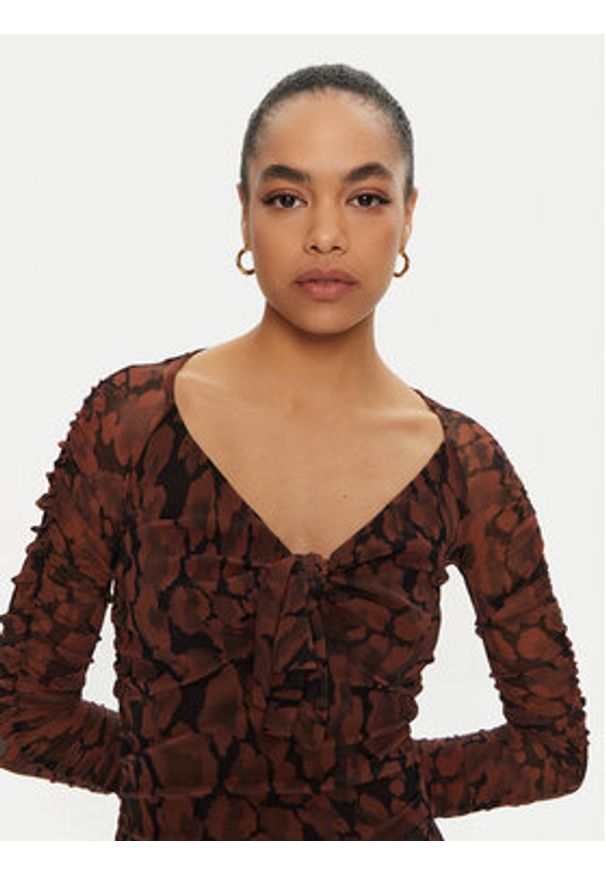 Pinko - PINKO Sukienka codzienna Ribolla 103298 A1RB Brązowy Slim Fit. Okazja: na co dzień. Kolor: brązowy. Materiał: syntetyk. Typ sukienki: proste. Styl: casual