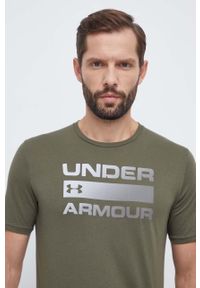 Under Armour t-shirt męski kolor zielony z nadrukiem. Kolor: zielony. Materiał: dzianina. Wzór: nadruk #1