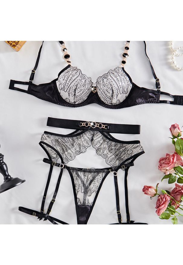 Intica - Komplet bielizny z ozdobnymi ramiączkami na specjalne okazje Rylee. Kolor: czarny. Materiał: materiał