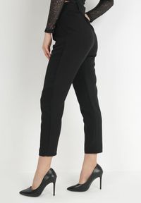 Born2be - Czarne Spodnie z Paskiem Ioleina. Kolor: czarny. Materiał: koronka, materiał. Wzór: jednolity. Styl: elegancki #5