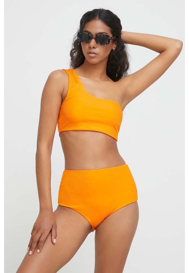 Resume - Résumé dwuczęściowy strój kąpielowy kolor pomarańczowy miękka miseczka. Kolor: pomarańczowy. Materiał: materiał