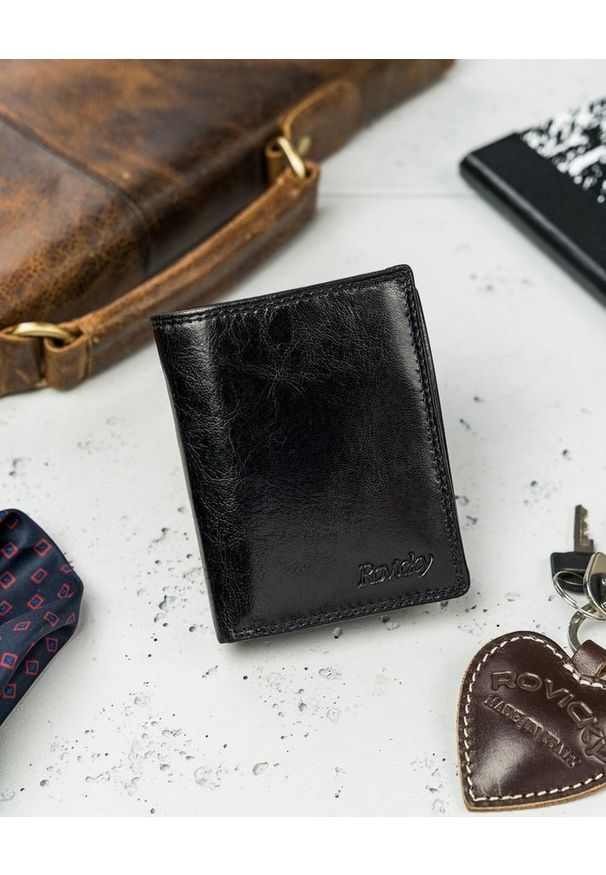 ROVICKY - Portfel etui na karty czarne Rovicky N1910-RVTK BLACK. Kolor: czarny. Materiał: skóra