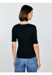 Big-Star - Koszulka damska w prążek czarna Imija 906. Okazja: na co dzień. Kolor: czarny. Materiał: prążkowany, dzianina. Długość rękawa: krótki rękaw. Wzór: prążki. Styl: casual #2
