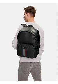 TOMMY HILFIGER - Tommy Hilfiger Plecak Foundation Dome Backpack AM0AM12598 Czarny. Kolor: czarny. Materiał: skóra