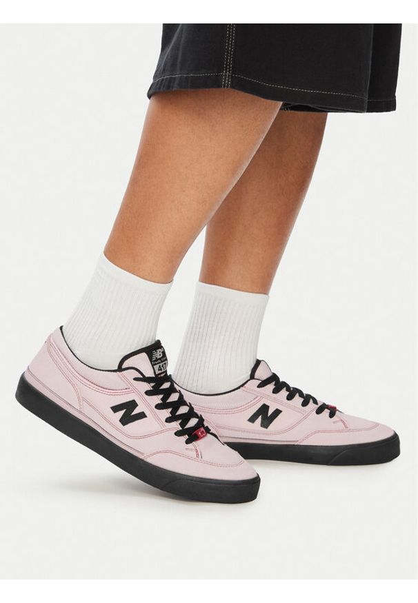 New Balance Sneakersy UN417LPP Różowy. Kolor: różowy. Materiał: materiał