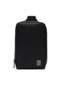 Calvin Klein Saszetka Emblem Hw Sling LV04D3292G Czarny. Kolor: czarny. Materiał: skóra #1