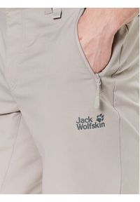 Jack Wolfskin Szorty sportowe Active Track 1503791 Zielony Regular Fit. Kolor: zielony. Materiał: syntetyk. Styl: sportowy