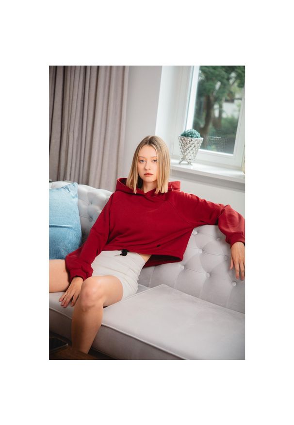 MOONHOLI - Bluza do jogi Moonholi Ivy Hoodie z kapturem. Typ kołnierza: kaptur. Kolor: czerwony. Sport: joga i pilates