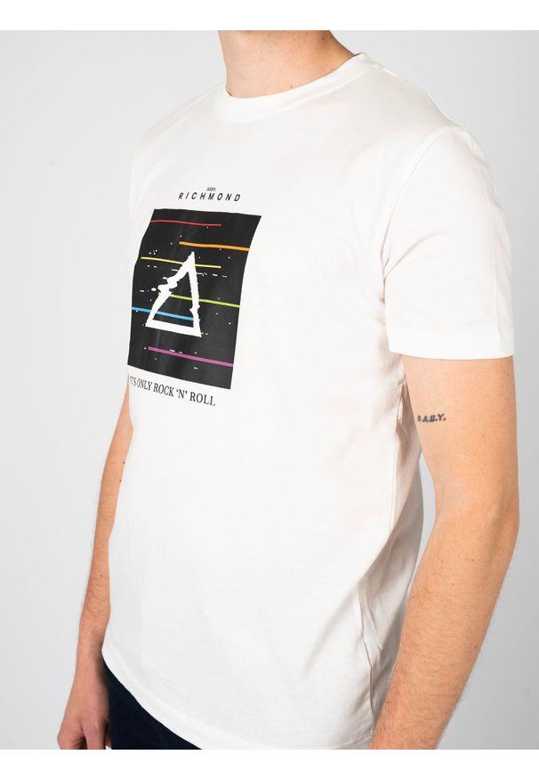 John Richmond T-Shirt | HMP25025TS | Mężczyzna | Biały. Okazja: na co dzień. Kolor: biały. Materiał: bawełna. Wzór: nadruk. Styl: casual