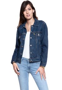 Levi's® - LEVI’S EX-BOYFRIEND TRUCKER DAMSKA KURTKA JEANSOWA JEANS DŻINSOWA PEANUTS 299440069. Kolor: niebieski. Materiał: jeans