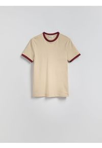 Reserved - Bawełniany t-shirt slim fit - beżowy. Kolor: beżowy. Materiał: bawełna