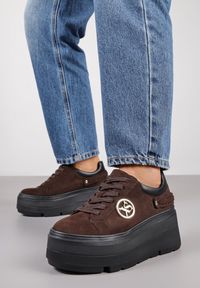Born2be - Brązowe Sneakersy Vices na Grubej Podeszwie z Metaliczną Ozdobą Tatorelis. Okazja: na co dzień. Kolor: brązowy. Materiał: jeans. Wzór: aplikacja