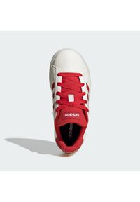 Adidas - Buty Grand Court Lifestyle Tennis Lace-Up. Kolor: czarny, czerwony, biały, wielokolorowy. Materiał: materiał