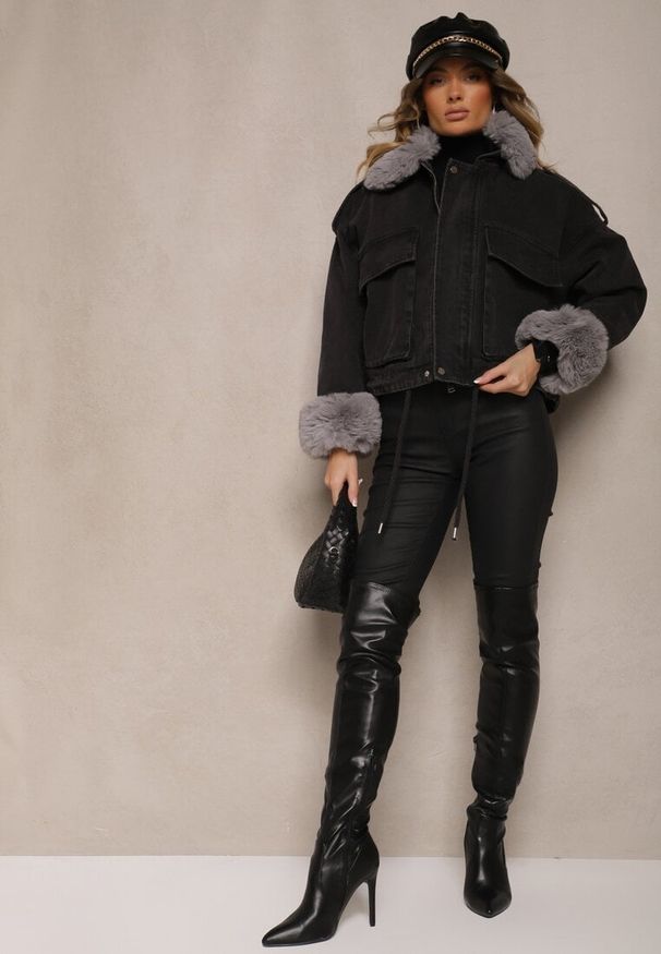 Renee - Ciemnoszara Jeansowa Kurtka z Futrem o Pudełkowym Kroju Folamia. Okazja: na co dzień. Kolor: szary. Materiał: futro, jeans. Styl: elegancki, casual