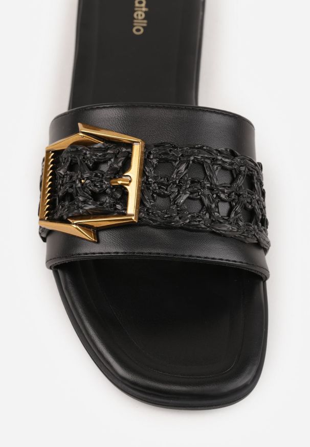 Renee - Czarne Klapki w Stylu Boho z Plecionką z Rafii i Metalową Klamerką Mezelin. Okazja: na co dzień. Kolor: czarny. Materiał: jeans, len. Sezon: lato. Styl: boho