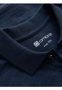 Ombre Clothing - T-shirt męski polo z ozdobnymi guzikami - ciemnoniebieska V8 S1744 - L. Typ kołnierza: polo. Kolor: niebieski. Materiał: bawełna, dzianina