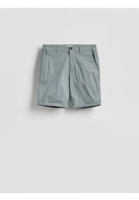 Reserved - Bawełniane szorty chino - jasnozielony. Kolor: zielony. Materiał: bawełna