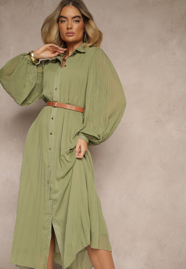 Renee - Zielona Koszulowa Sukienka z Plisami i Dodatkowym Paskiem Miarosea. Okazja: na spacer, na spotkanie biznesowe. Kolor: zielony. Typ sukienki: koszulowe. Styl: biznesowy, elegancki