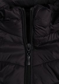 Renee - Czarna Kurtka Przejściowa z Pikowaniem i Odpinanym Kapturem Edielitia. Okazja: na co dzień. Typ kołnierza: kaptur. Kolor: czarny. Materiał: nylon, jeans. Styl: casual #3