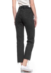 Wrangler - WRANGLER RETRO STRAIGHT MIDNIGHT STONE W238RJ19X. Stan: podwyższony. Styl: retro