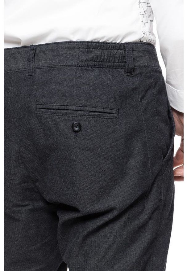 Tom Tailor - TOM TAILOR SPODNIE MĘSKIE VERNON TAPERED JOGGING PANTS BLACK. Wzór: jodełka, jednolity. Styl: elegancki