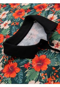 Ombre Clothing - Polo koszulka bawełniana z nadrukiem w kwiaty – czarna V2 - Rozmiar: XL. Okazja: na co dzień. Typ kołnierza: polo. Kolor: czarny. Materiał: bawełna. Wzór: nadruk, kwiaty. Sezon: lato. Styl: wakacyjny, casual, elegancki #4