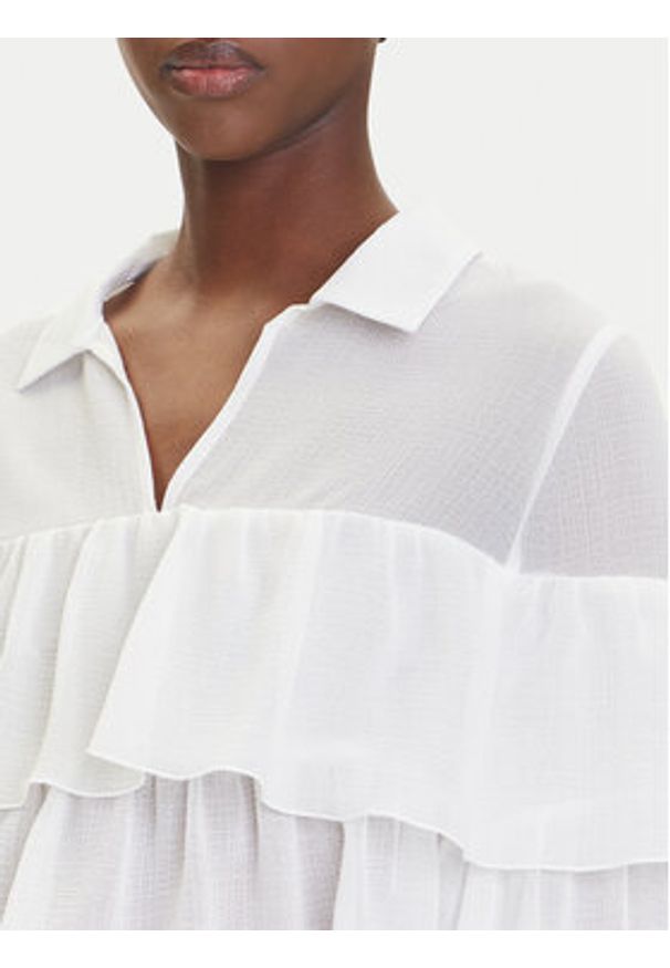 only - ONLY Bluzka Suzzi 15360661 Biały Regular Fit. Kolor: biały. Materiał: syntetyk