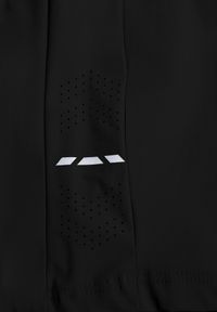 Born2be - Czarne Szorty w Sportowym Stylu ze Sznurkami i Zasuwanymi Kieszeniami Abateia. Okazja: na co dzień. Kolor: czarny. Materiał: materiał. Wzór: napisy. Sezon: lato. Styl: sportowy #2