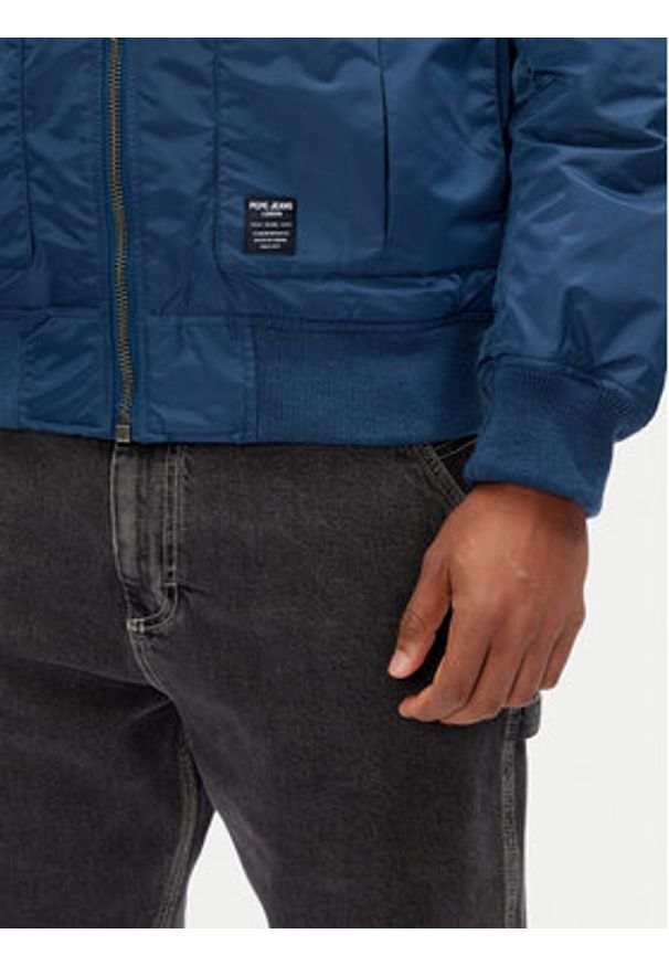Pepe Jeans Kurtka bomber Melvin PM403060 Niebieski Regular Fit. Kolor: niebieski. Materiał: syntetyk