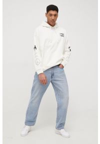 Tommy Jeans Bluza bawełniana męska kolor beżowy z kapturem z nadrukiem. Typ kołnierza: kaptur. Kolor: beżowy. Materiał: bawełna. Wzór: nadruk #2