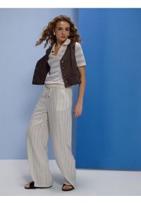 Sinsay - Spodnie wide leg z domieszką lnu - beżowy. Kolor: beżowy #1