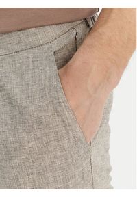 Bugatti Chinosy 1950-16210E Beżowy Slim Fit. Kolor: beżowy. Materiał: bawełna #5