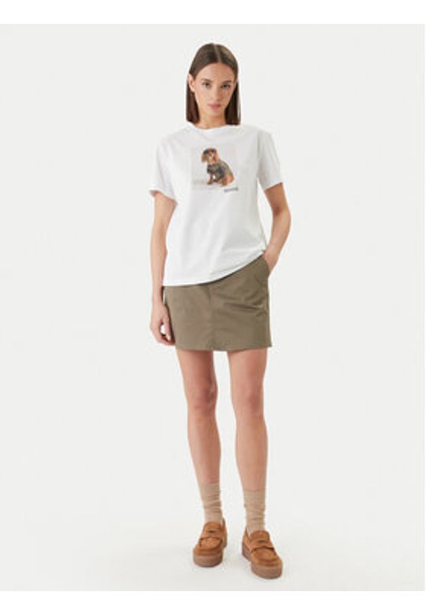 Barbour T-Shirt Marine LTS0716WH11 Biały Regular Fit. Kolor: biały. Materiał: bawełna. Styl: marine