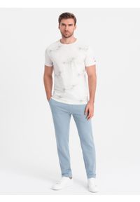 Ombre Clothing - Dresowe spodnie męskie z nogawką bez ściągacza - jasnoniebieskie V7 OM-PABS-0206 - XXL. Kolor: niebieski. Materiał: dresówka. Wzór: aplikacja. Styl: klasyczny, sportowy