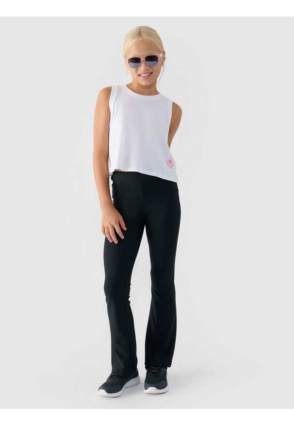 4f - 4F Crop top oversize dziewczęcy - biały 128 (7-8 lat). Okazja: na co dzień. Kolor: biały. Materiał: bawełna, jersey, dzianina. Długość rękawa: na ramiączkach. Wzór: gładki, ze splotem. Sezon: lato. Styl: sportowy, casual