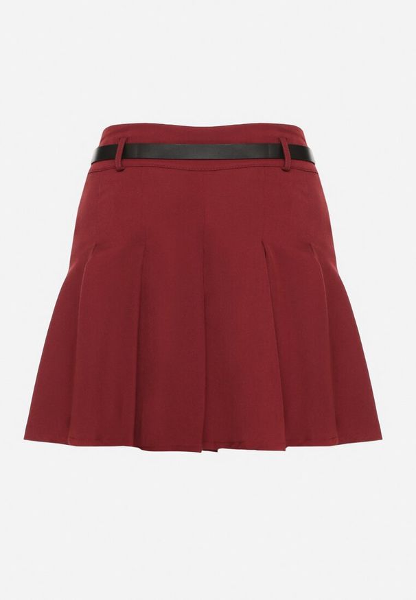 Born2be - Bordowa Plisowana Spódnica z Wiskozą Ozdobiona Paskiem Semarise. Okazja: na co dzień. Kolor: czerwony. Materiał: wiskoza. Wzór: aplikacja. Styl: elegancki, casual