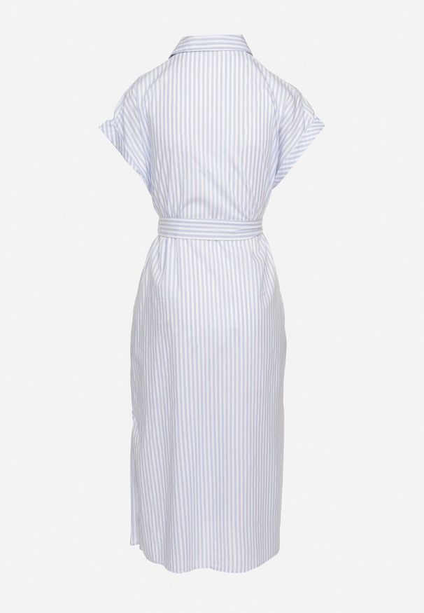 Born2be - Niebieska Bawełniana Sukienka Koszulowa z Materiałowym Paskiem w Talii Nelarinda. Typ kołnierza: kołnierzyk klasyczny. Kolor: niebieski. Materiał: materiał, bawełna. Typ sukienki: koszulowe. Styl: elegancki, klasyczny