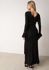 Born2be - Czarna Koktajlowa Sukienka z Wiskozy Zdobiona Falbanami Koronką i Wiązaniem Felycia. Okazja: na ślub cywilny, na wesele, na komunię. Kolor: czarny. Materiał: wiskoza, koronka. Wzór: aplikacja, koronka. Styl: wizytowy #3