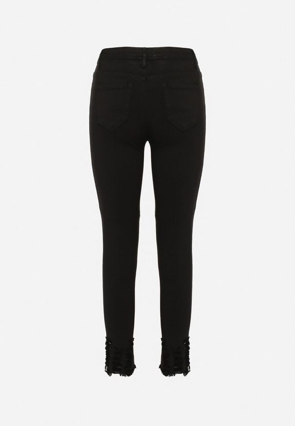 Born2be - Czarne Jeansy z Wiskozą o Kroju Skinny z Przetarciami Taledis. Okazja: na co dzień. Stan: podwyższony. Kolor: czarny. Styl: casual, klasyczny, elegancki