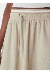 Adidas - adidas Spódnica mini KA2473 Zielony Loose Fit. Kolor: zielony. Materiał: bawełna #3