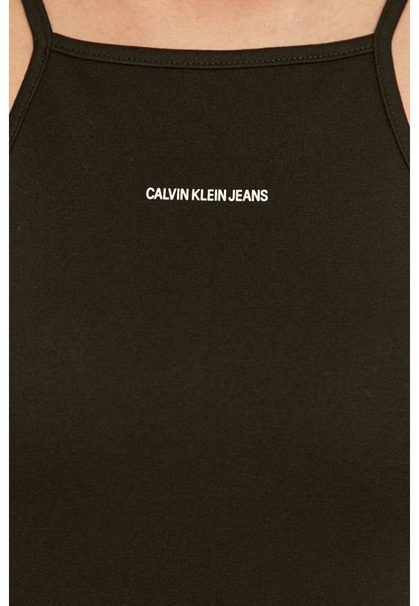 Calvin Klein Jeans - Sukienka. Kolor: czarny. Materiał: dzianina. Długość rękawa: na ramiączkach. Typ sukienki: dopasowane
