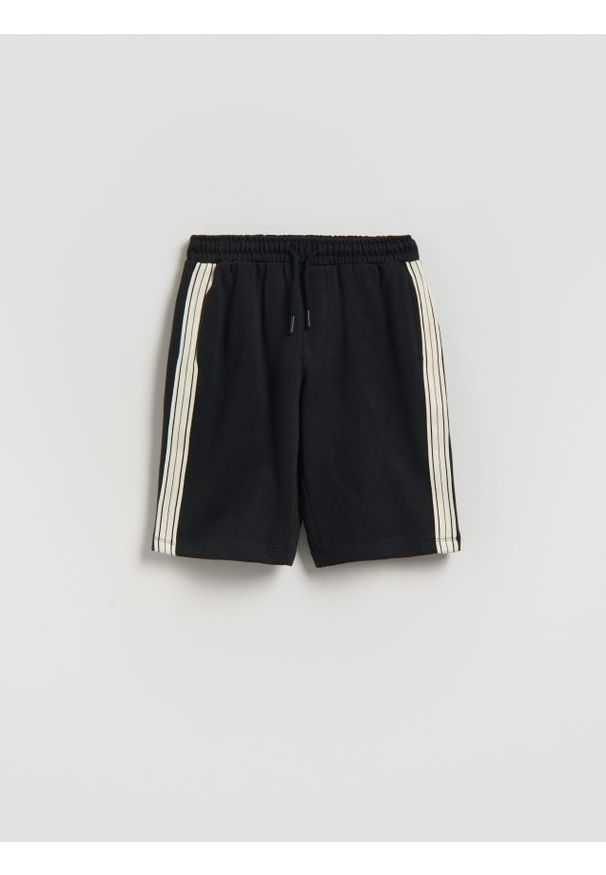 Reserved - Bawełniane szorty - czarny. Kolor: czarny. Materiał: bawełna