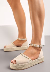 Born2be - Beżowe Sandały Espadryle Peep Toe na Plecionej Platofrmie Ravellia. Nosek buta: otwarty. Kolor: beżowy. Obcas: na platformie