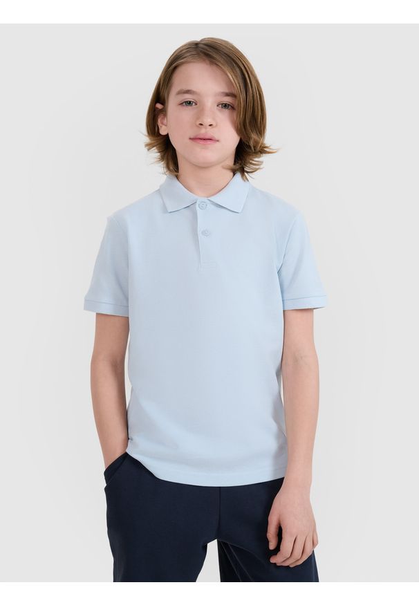 4f - 4F Koszulka polo chłopięca - niebieska 158 (12-13 lat). Okazja: na co dzień. Typ kołnierza: polo. Kolor: niebieski. Materiał: dzianina, bawełna. Wzór: ze splotem. Sezon: lato. Styl: casual, klasyczny, sportowy
