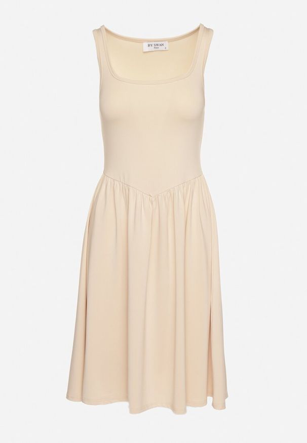 Born2be - Jasnobeżowa Sukienka z Wiskozą o Rozkloszowanym Kroju Edivane. Okazja: na co dzień. Kolor: beżowy. Materiał: wiskoza. Długość rękawa: na ramiączkach. Sezon: wiosna, lato. Typ sukienki: rozkloszowane. Styl: casual