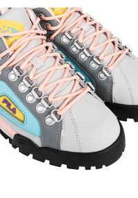 Fila Sneakersy "Trailblazer" | FFW0266 | Kobieta | Szary. Nosek buta: okrągły. Kolor: szary. Materiał: tkanina, skóra. Wzór: aplikacja. Obcas: na platformie